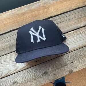 New York Yankees Cooperstown SnapBack. New without tags.